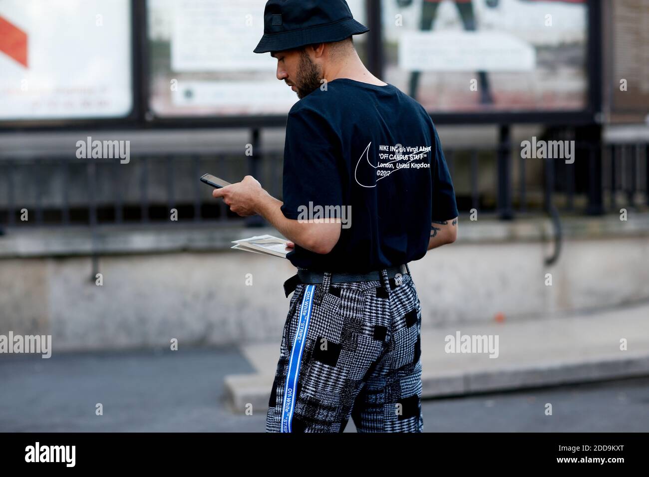 Street style, JS Roques (Jaimetoutcheztoi) llegando a Off White Spring-Summer  2019 espectáculo de ropa de hombre celebrado en el Palacio de Chaillot, en  París, Francia, el 20 de junio de 2018. Foto