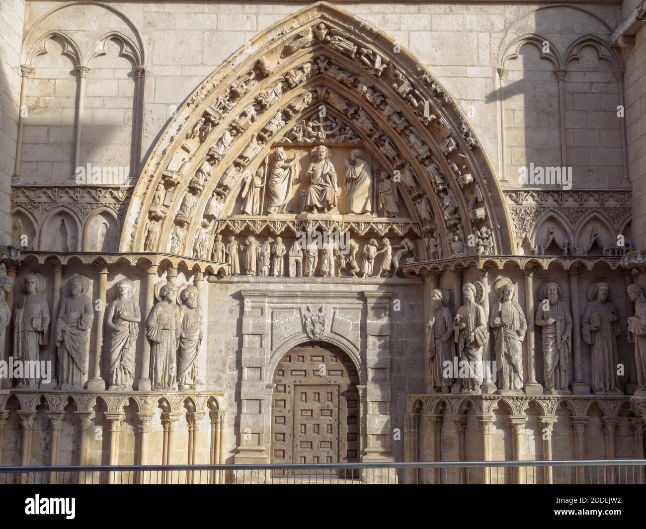 Puerta de la Coronería es la puerta norte de la Catedral - Burgos, Castilla y León, España Foto de stock