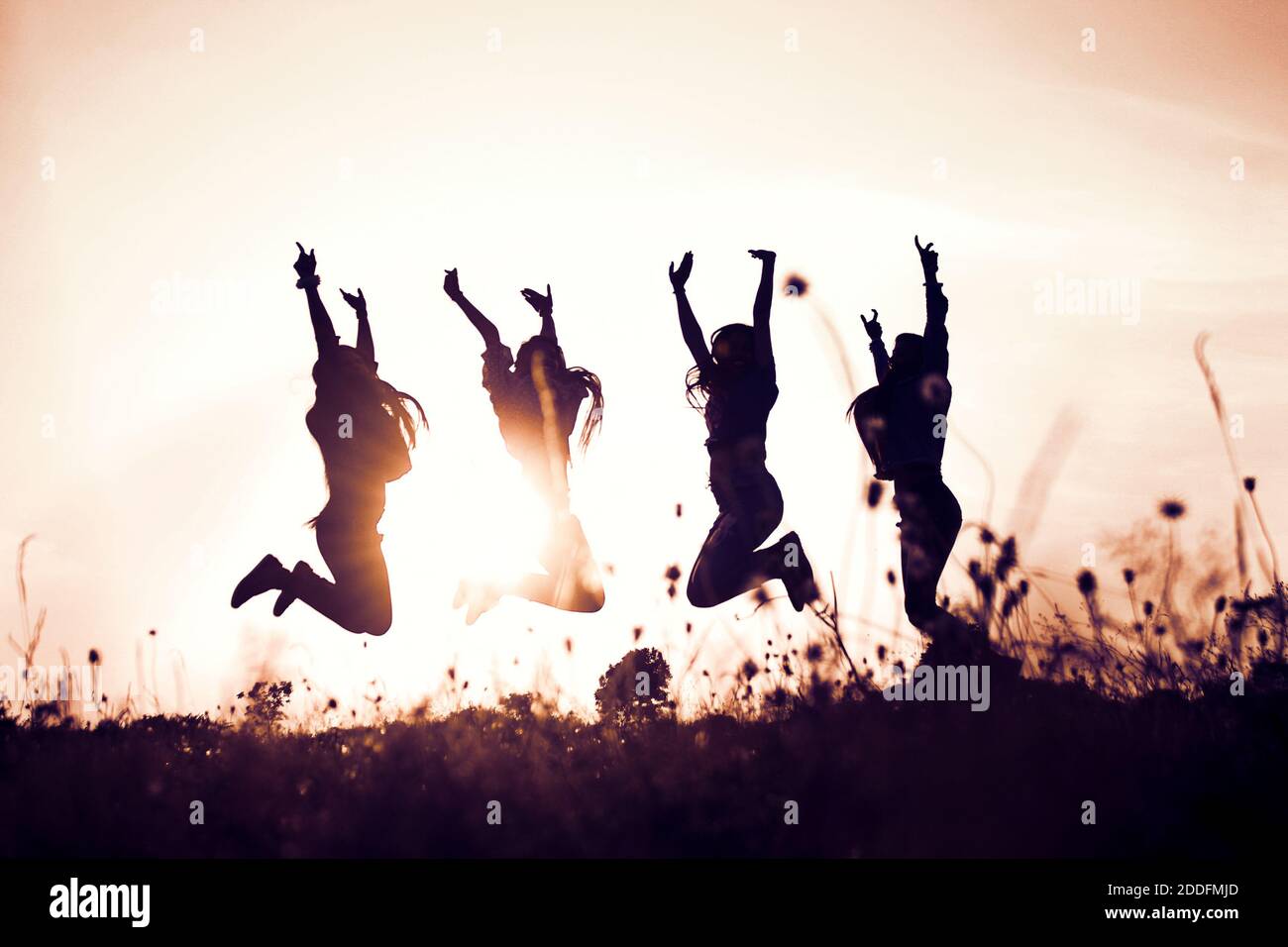 Fondos de pantalla de chicas hermosas fotografías e imágenes de alta resolución - Alamy Fondos de pantalla de chicas hermosas fotografías e imágenes de alta resolución - Alamy