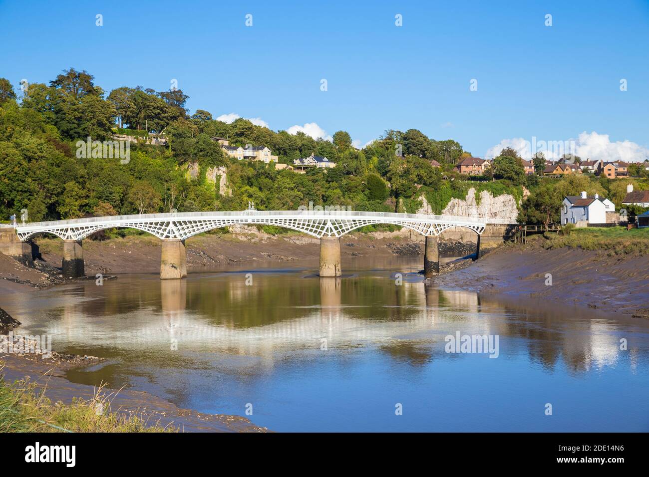 Puente sobre el río Wye, cruce fronterizo de Gloucestershire, Inglaterra y Monmouthshire, Chepstow, Monmouthshire, Gales, Reino Unido, Europa Foto de stock