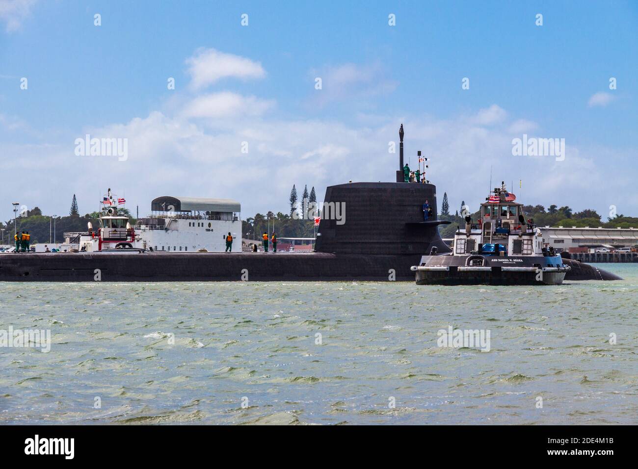 Submarino japonés en Pearl Harbor para una visita al puerto en febrero de 2013. Una vez que los enemigos ahora los aliados recuerdan a los militares perdidos. Foto de stock