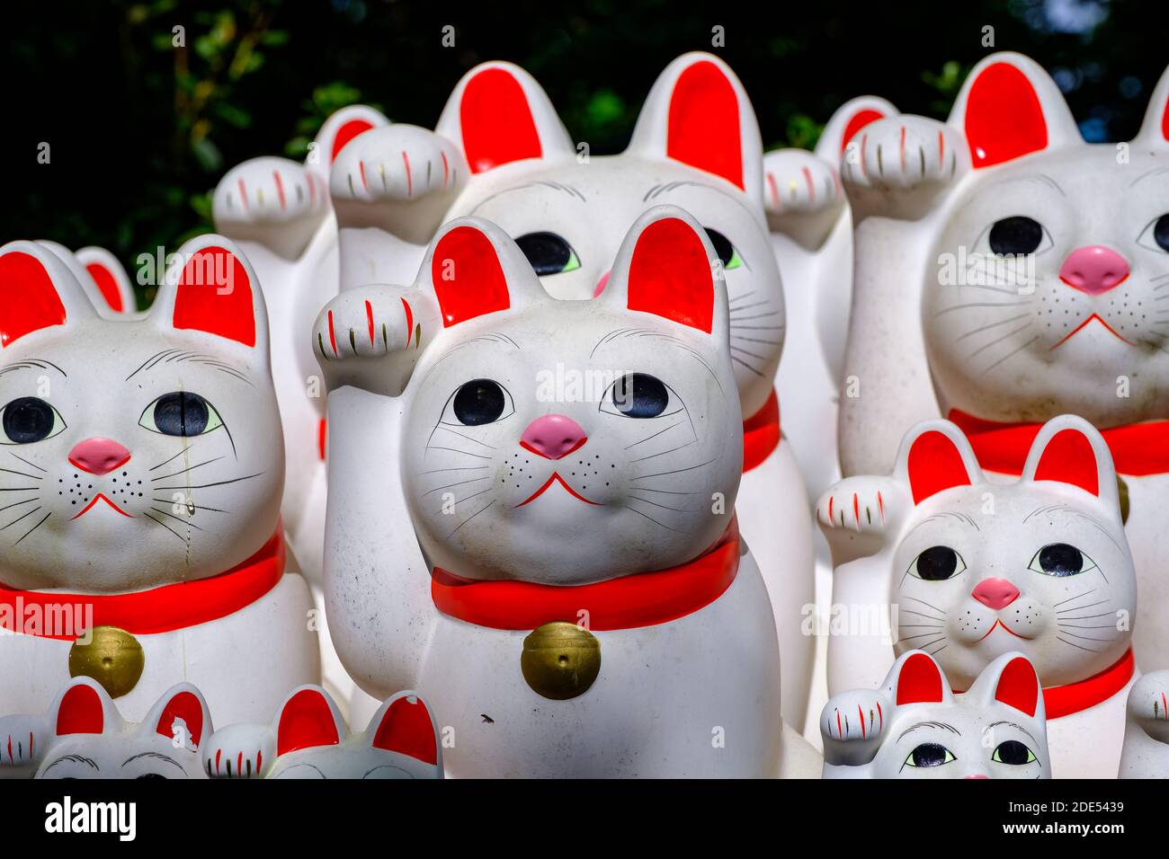 Gatos afortunados japoneses Fotografía de stock - Alamy