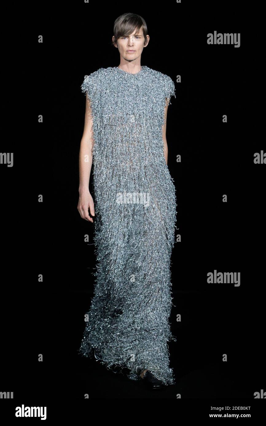 Balenciaga 2019 fotografías e imágenes de alta resolución - Página 8 - Alamy