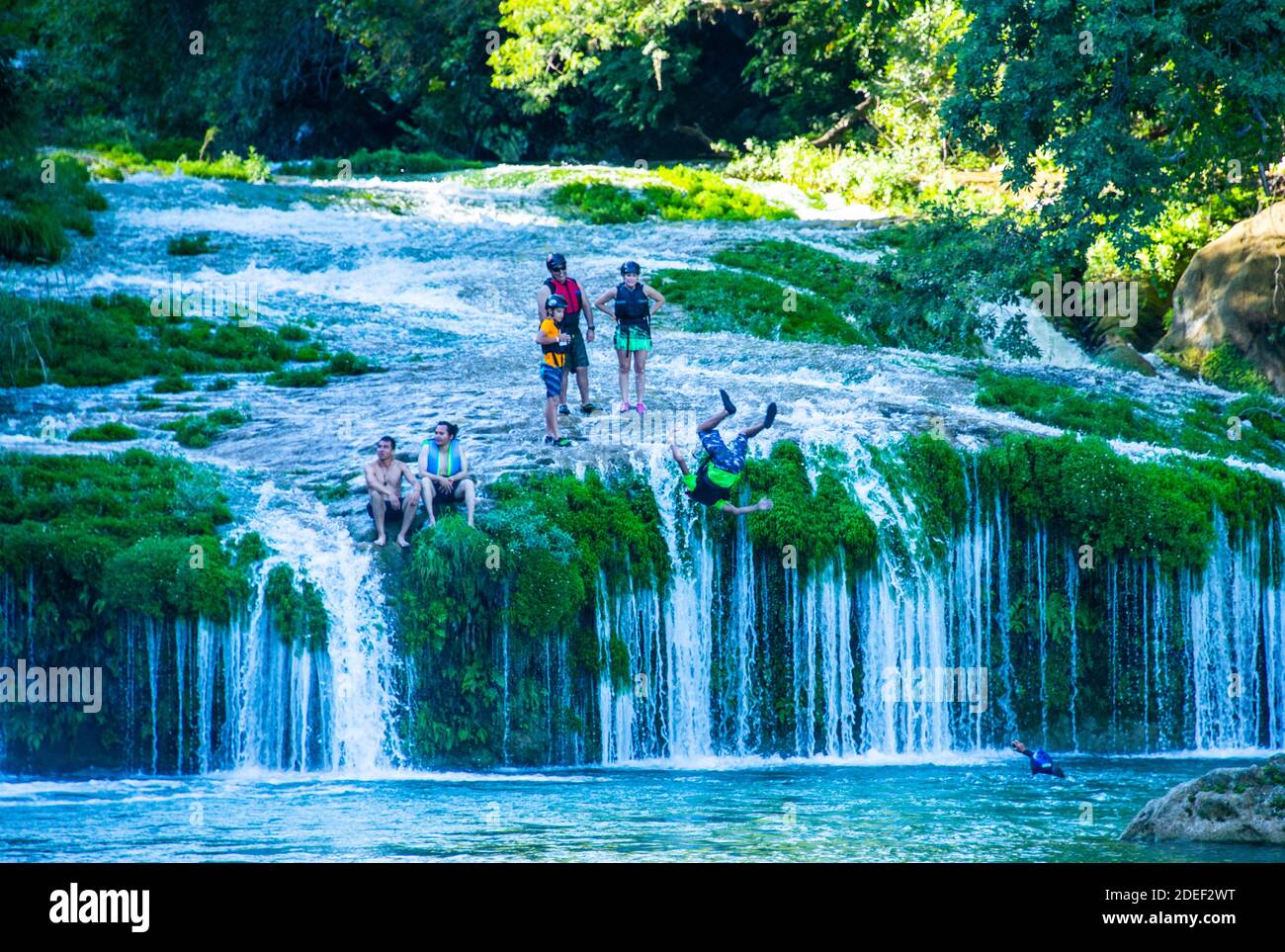 Disfrutando de las cascadas de Micos, Huasteca Potosí, San Luis Potosí,  México Fotografía de stock - Alamy