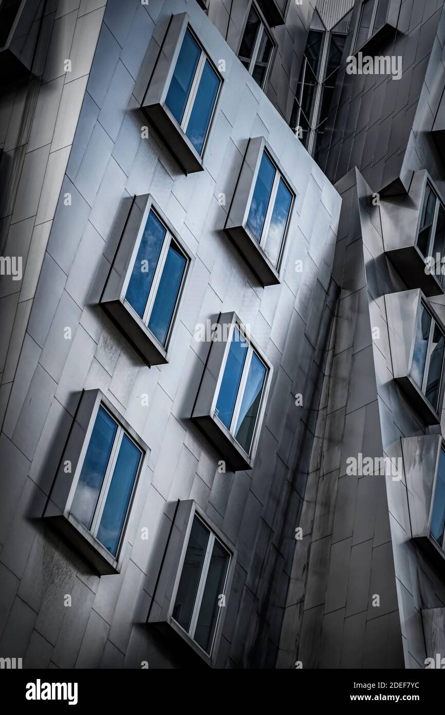 Arquitectura deconstructivismo de Frank Gehry en el MIT Boston Foto de stock