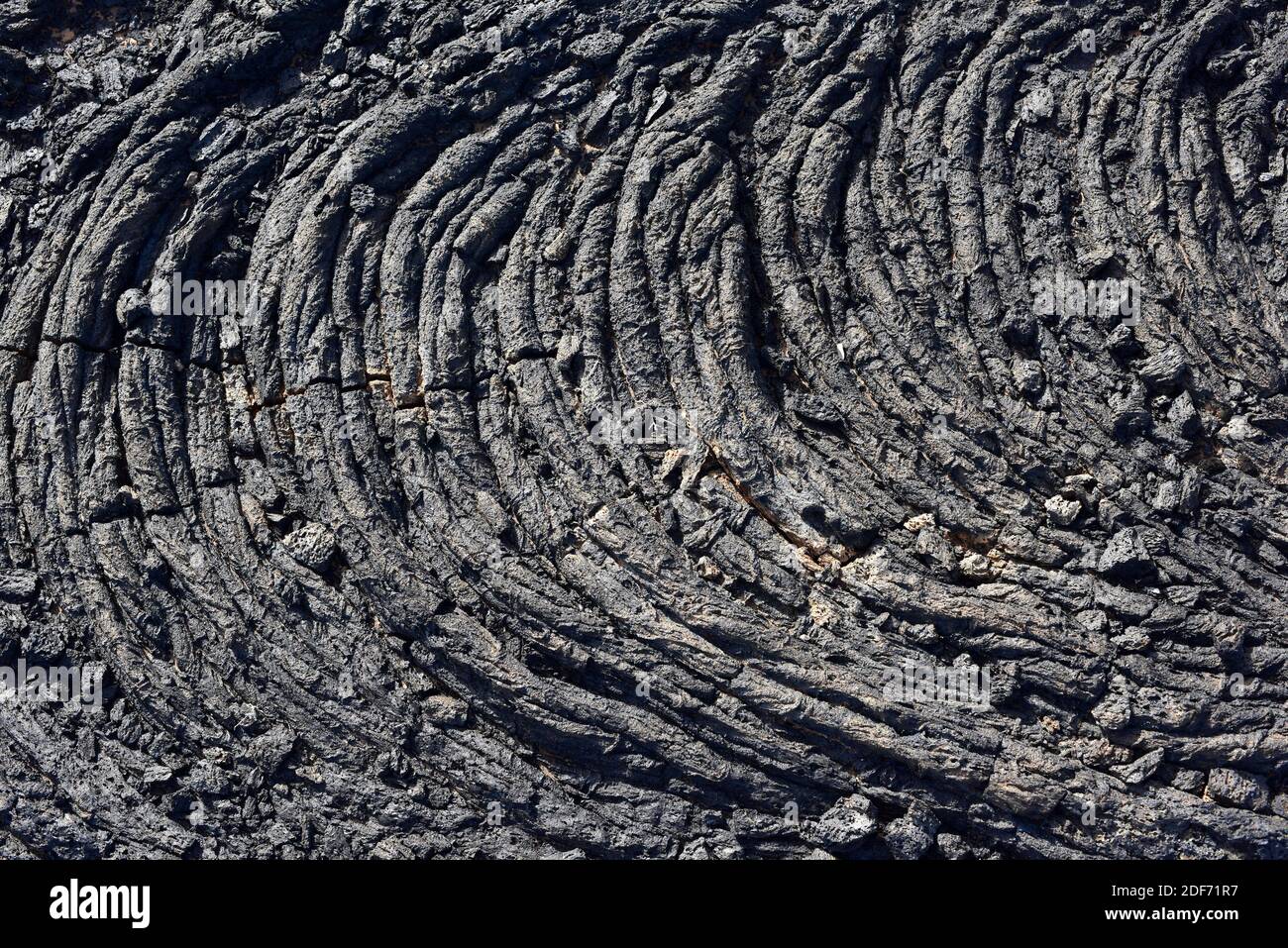 Flujo de pahoehoe o lava cerca de Tahiche, Isla de Lanzarote, Islas Canarias, España. Foto de stock