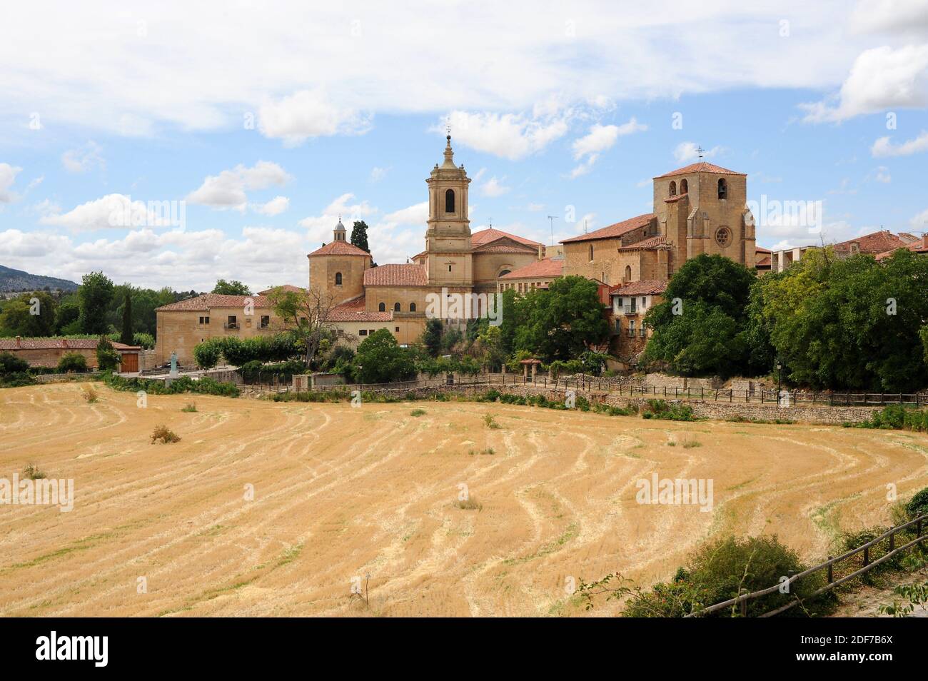 Monasterio de santo domingo de silos fotografías e imágenes de alta