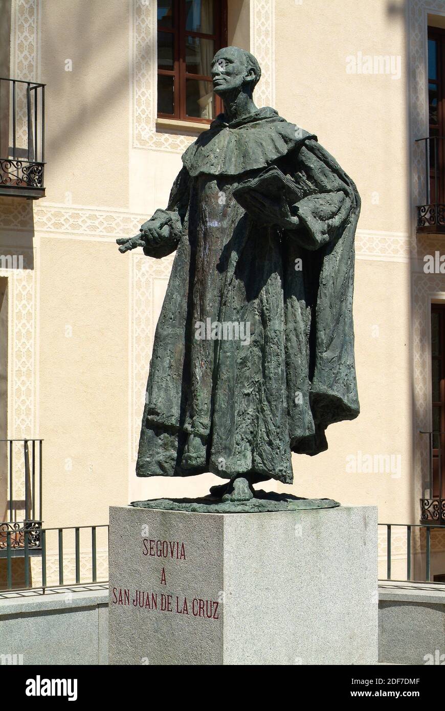 Segovia, San Juan de la Cruz monumento de José María García Moro. Castilla  y León, España Fotografía de stock - Alamy