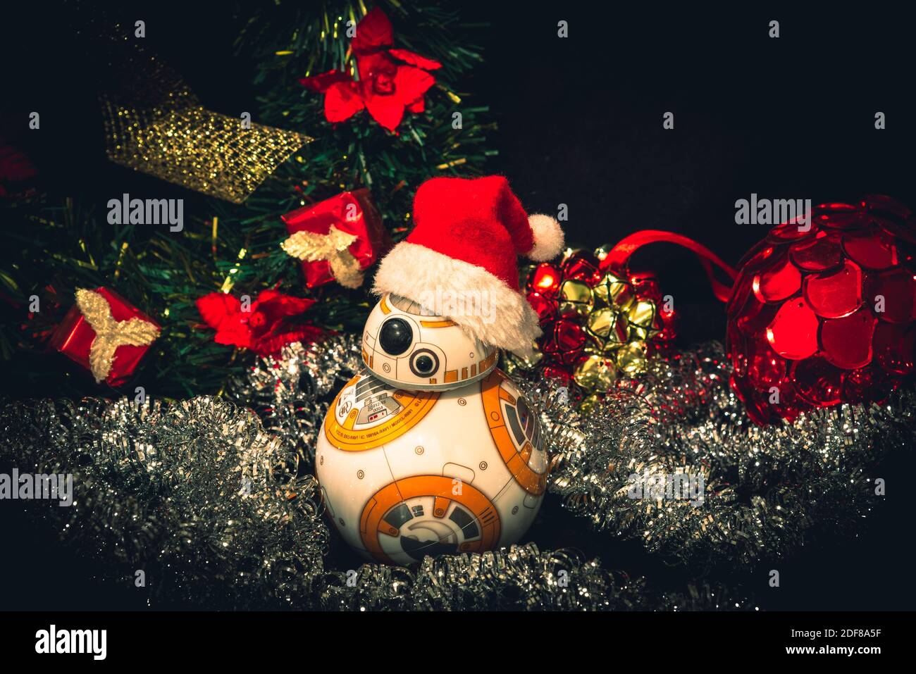 Star wars christmas fotografías e imágenes de alta resolución - Alamy