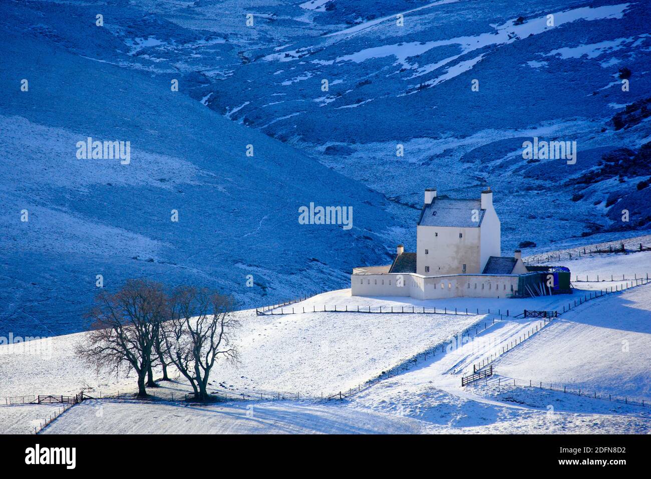 Castillo de Corgarff, Highlands, Corgarff, Parque Nacional Cairngorms, Highlands, Escocia, Reino Unido Foto de stock