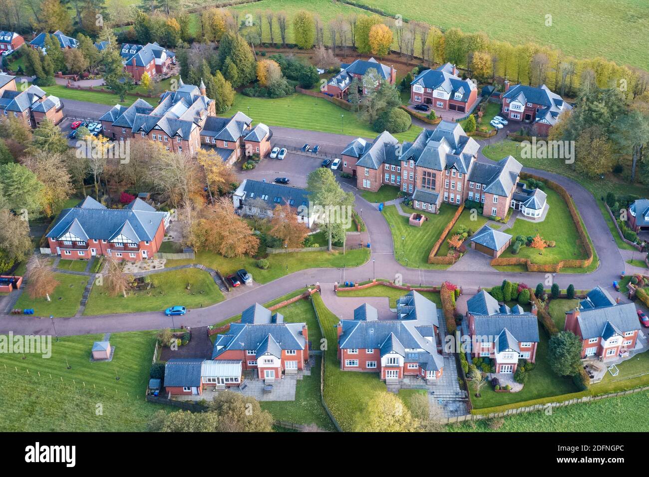 Campo de lujo aldea rural vista aérea desde arriba en St Andrews Escocia Reino Unido Foto de stock
