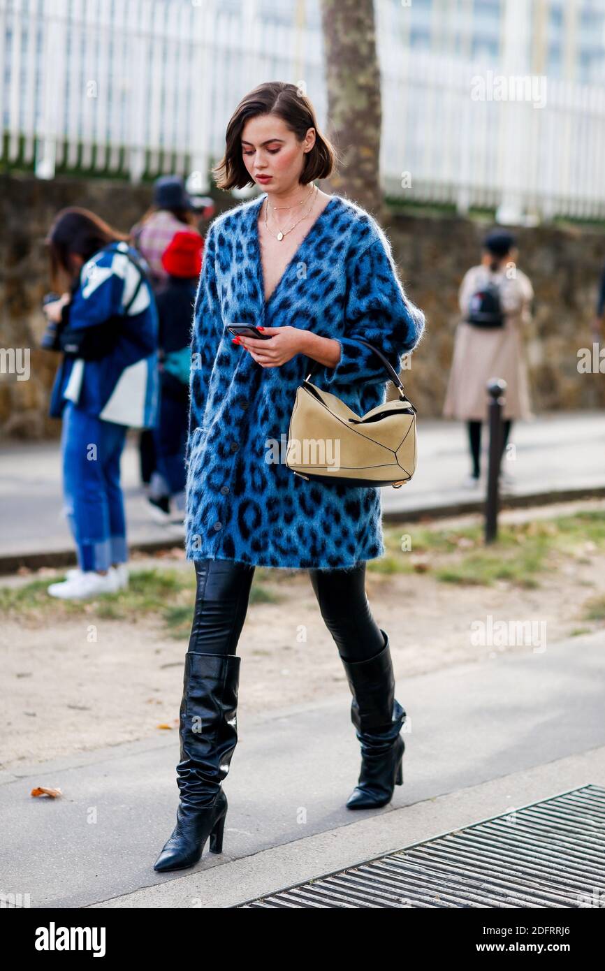 Estilo callejero, Jordan Grant llegando a Loewe primavera verano 2019 listo  para llevar espectáculo, celebrado en la Unesco, en París, Francia, el 28  de septiembre de 2018. Foto de Marie-Paola Bertrand-Hillion/ABACAPRESS.COM  Fotografía