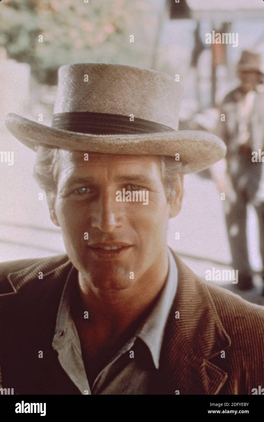 Butch Cassidy y el Sundance Kid estrella Paul Newman como el proscribir Robert LeRoy Parker, conocido como Butch Cassidy Foto de stock