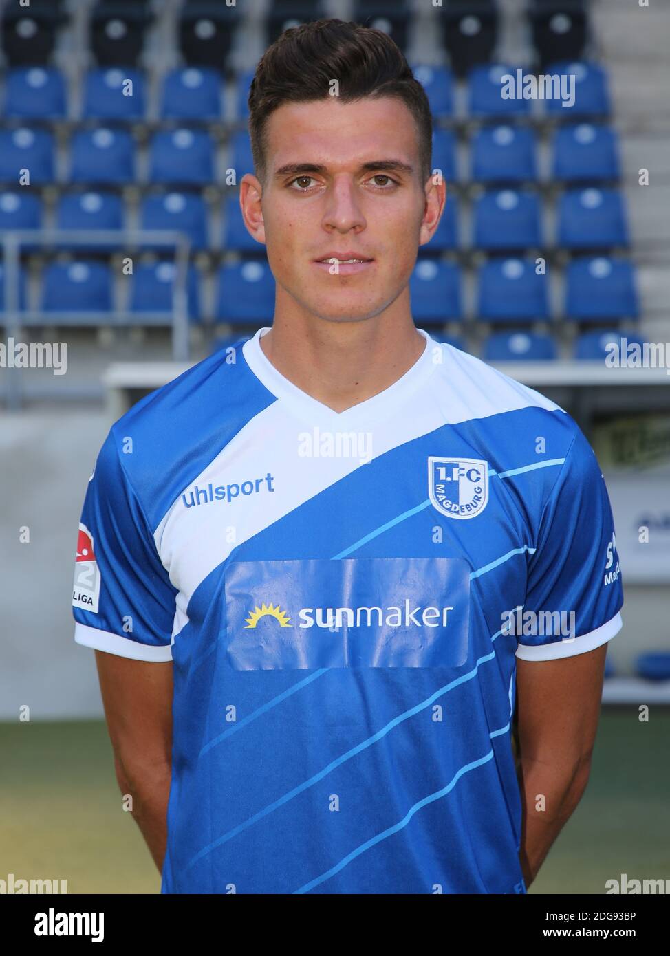 El futbolista alemán Tobias MÃ¼ller 1.er FC Magdeburg DFB DFL Segunda temporada de la Bundesliga 2018-19 Foto de stock