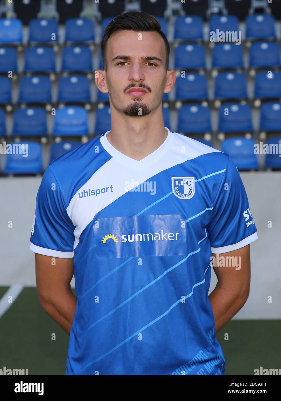 El futbolista alemán Mergim Berisha 1er FC Magdeburg DFB DFL Segunda temporada de la Bundesliga 2018-19 Foto de stock