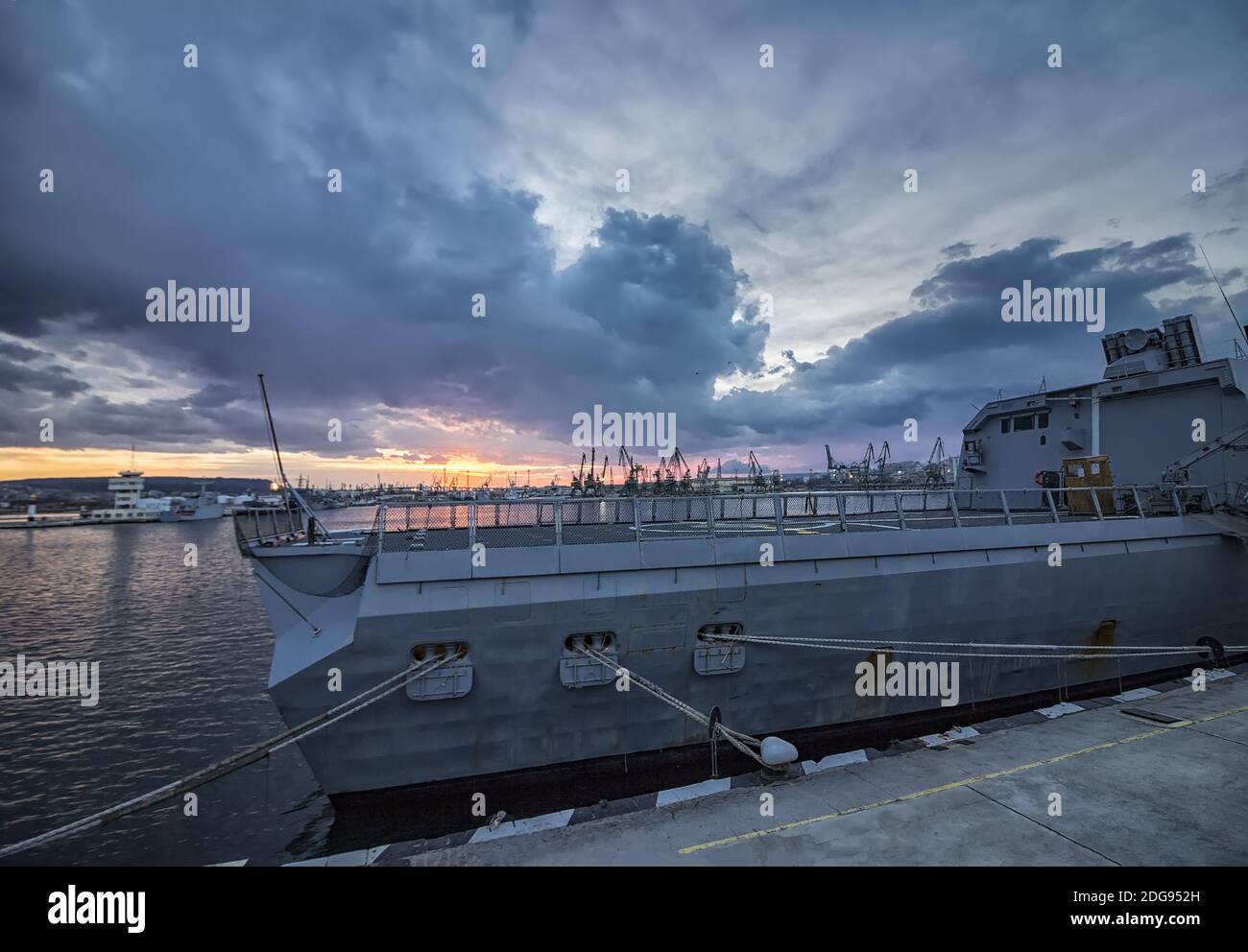 Fuerzas navales fragata Foto de stock