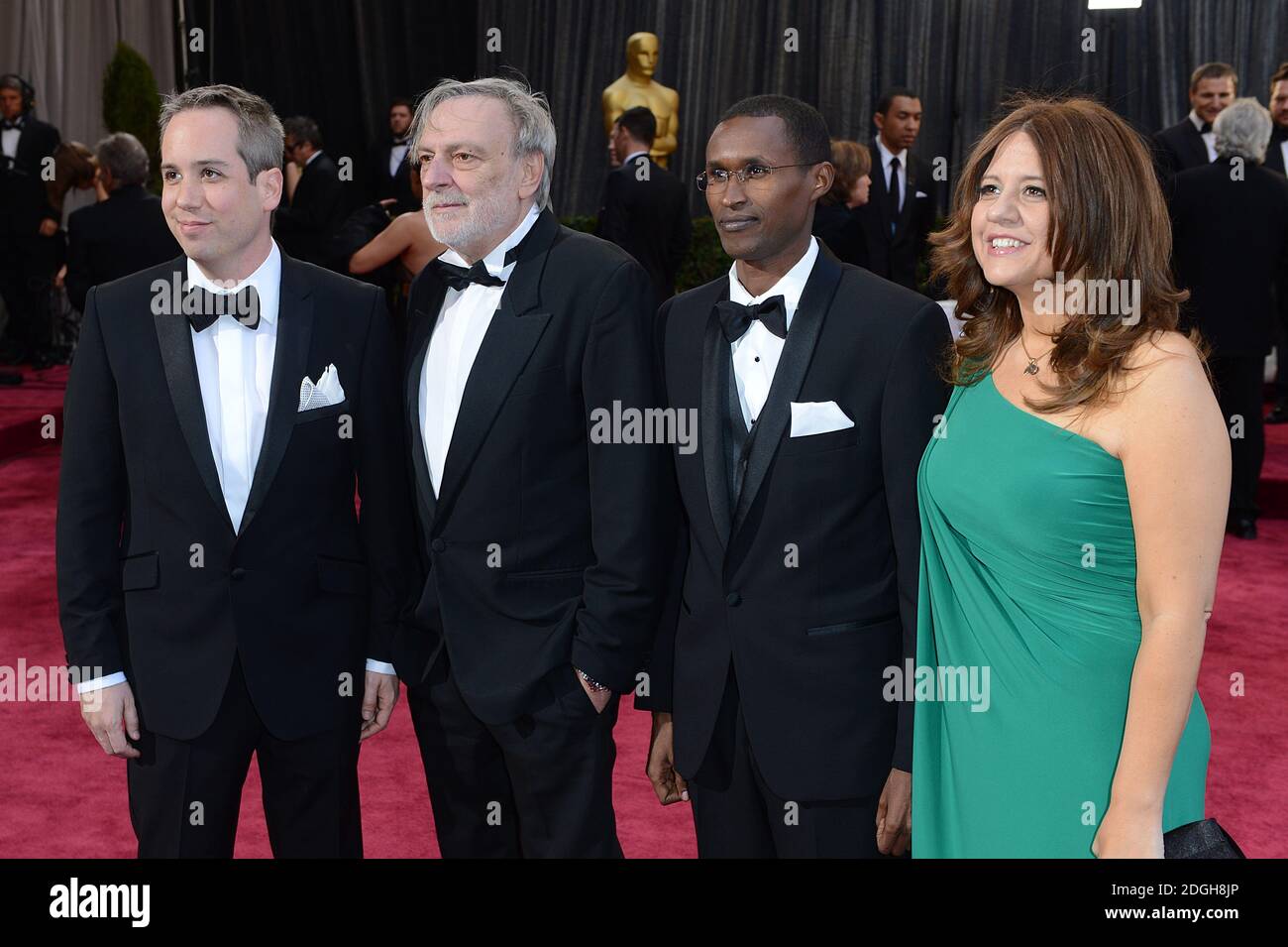 Kief Davidson El Dr Gino Strada El Dr Emmanuel Rusingiza Y Cori Shepherd Stern Llegan Para Los 85 Premios De La Academia En El Dolby Theatre Los Angeles Fotografia De Stock Alamy