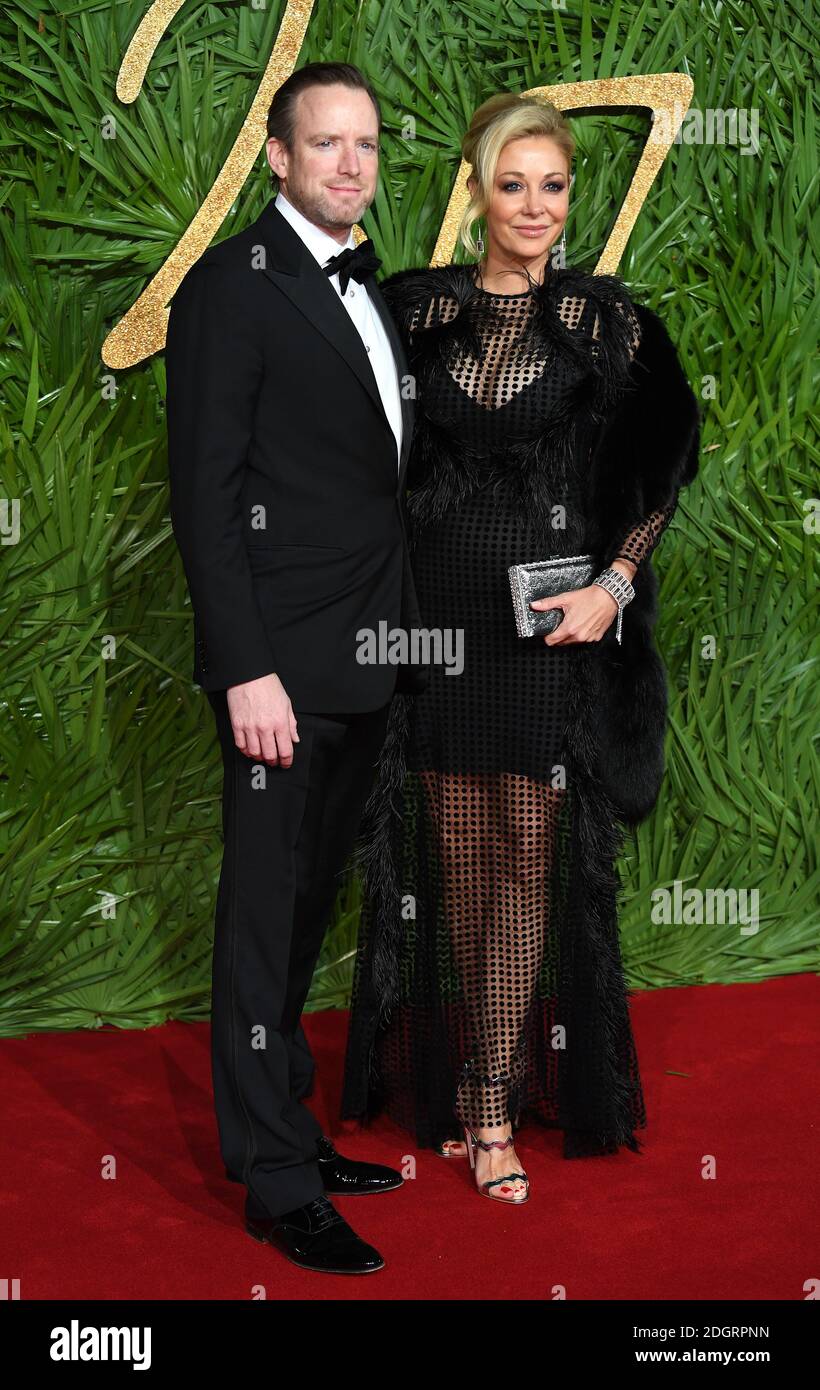 Nadja Swarovski y su marido Rupert Adams asistieron a los Fashion Awards  2017, en colaboración con Swarovski, celebrados en el Royal Albert Hall,  Londres. El crédito de la imagen debe leer: Doug