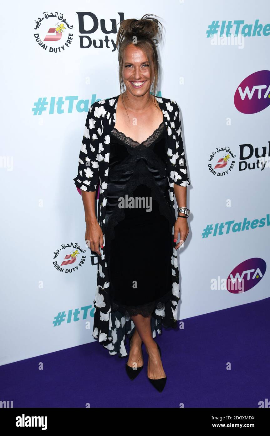 Katie Swan asiste a la fiesta de verano WTA libre de impuestos de Dubai celebrada en el Jumeirah Carlton Tower Hotel, Londres. El crédito de la foto debe decir: Doug Peters/EMPICS Foto de stock