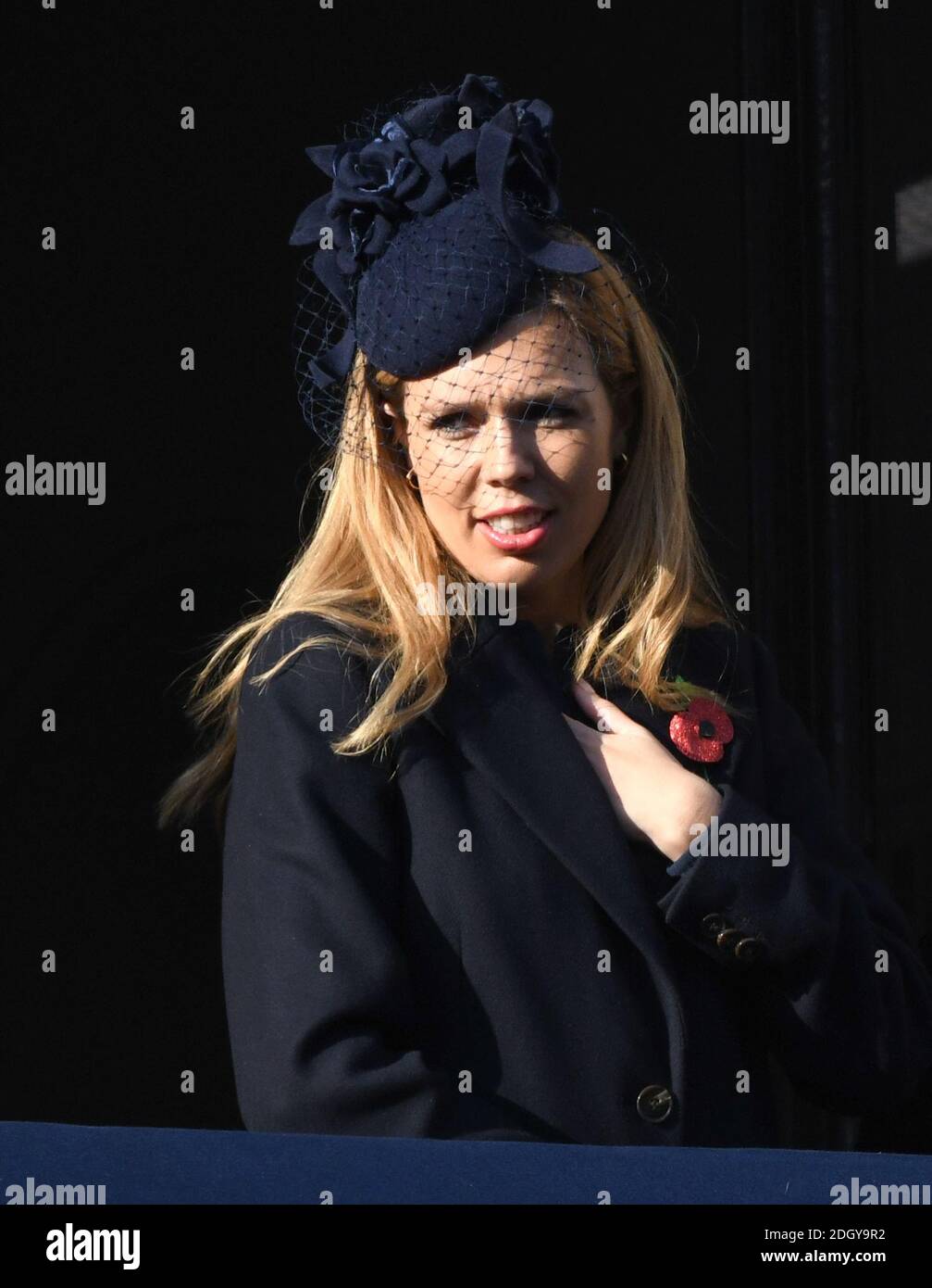 Carrie Symonds asiste al Servicio Nacional de recuerdo en el Cenotaph