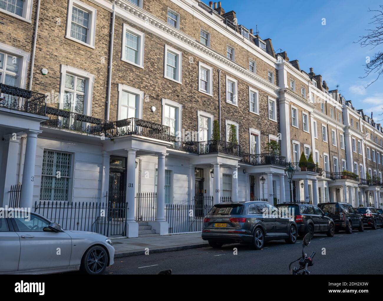 Prestigiosas casas en Knightsbridge. Foto de stock