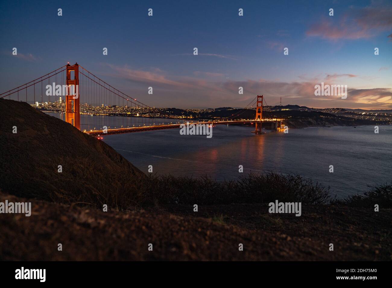 Puente Golden Gate visto desde Marin Headlands Foto de stock