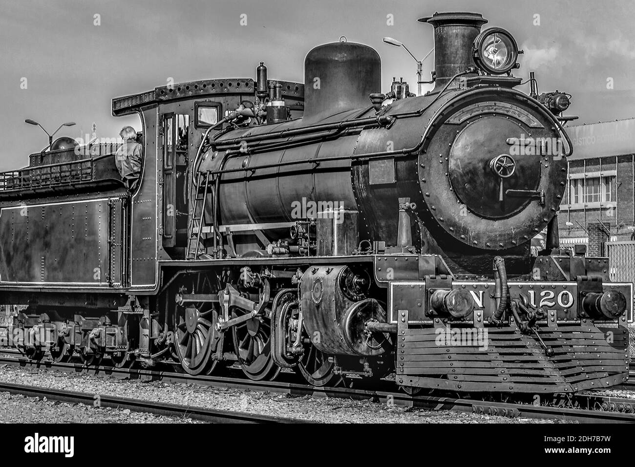 Tren antiguo en movimiento Foto de stock