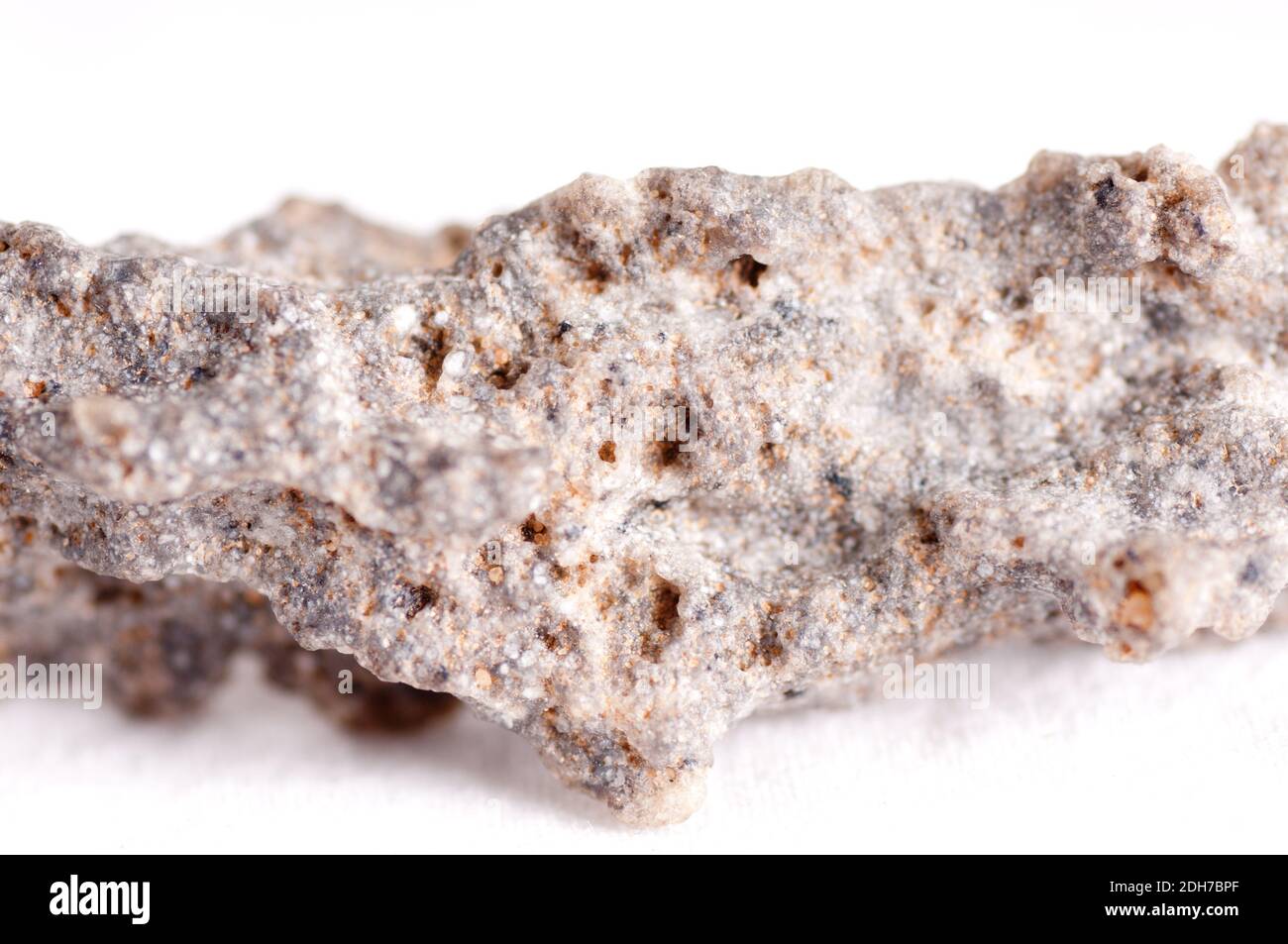 https://c8.alamy.com/compes/2dh7bpf/mineral-fulgurite-formadas-a-partir-de-materiales-fundidos-relampago-2dh7bpf.jpg