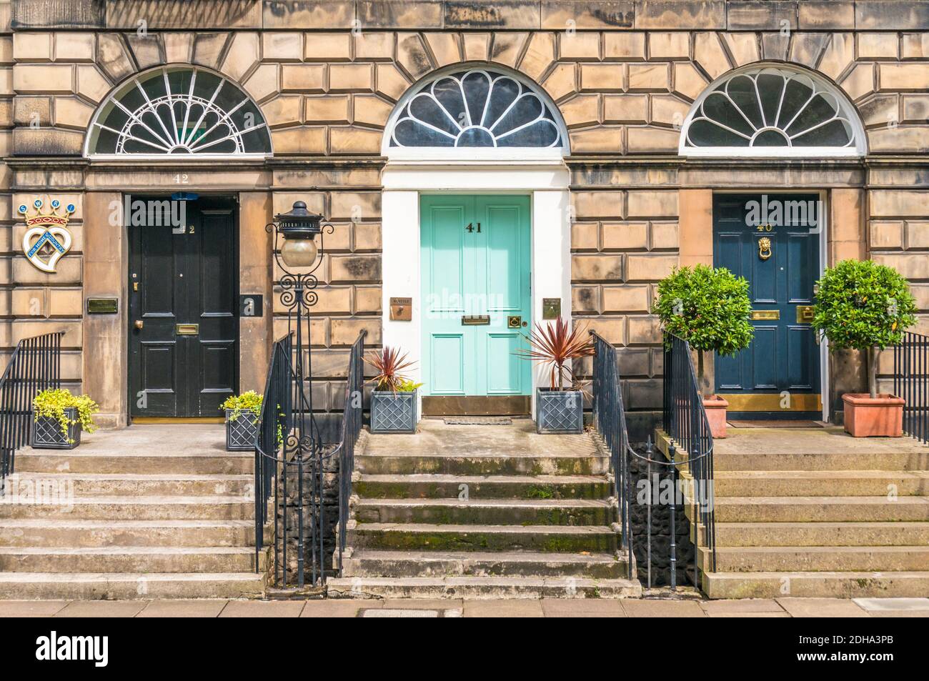 Arquitectura georgiana georgiana Edimburgo Edimburgo Scotland portadas con fanlight encima de la puerta nueva de la ciudad la ciudad nueva de Edimburgo Edimburgo Scotland Reino Unido gb Foto de stock