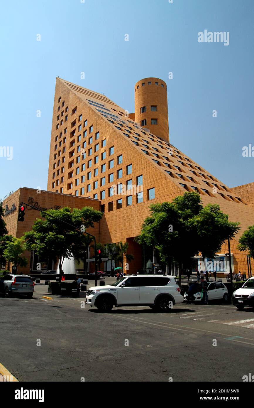 Palacio de Hierro en la ciudad de México en Polanco. Los grandes almacenes  Iron Palace Fotografía de stock - Alamy