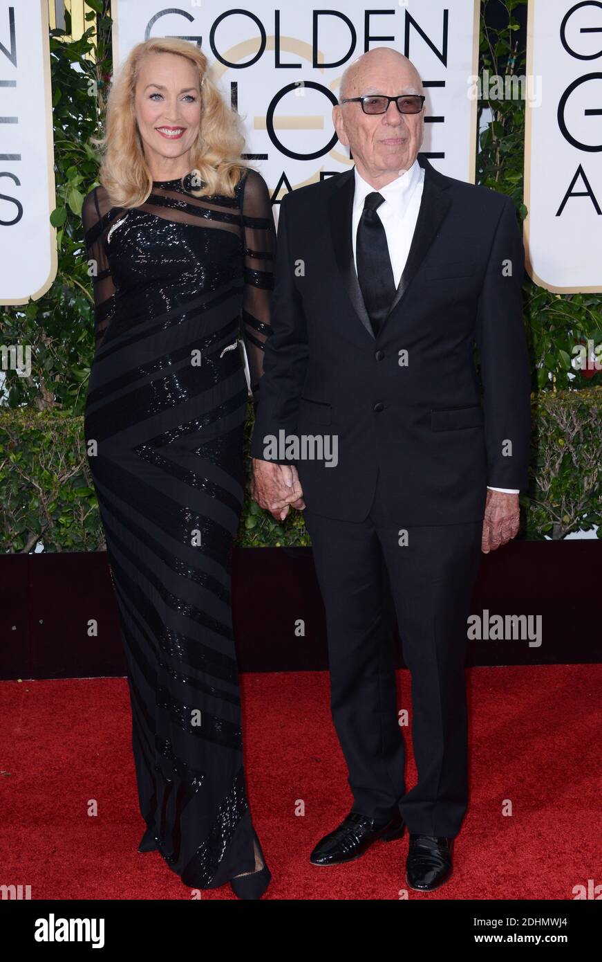 Jerry Hall y Rupert Murdoch asistieron a los 73 Premios anuales Golden Globe celebrados en el Beverly Hilton Hotel en los Angeles, CA, EE.UU., el 10 de enero de 2016. Foto de Lionel Hahn/ABACAPRESS.COM Foto de stock