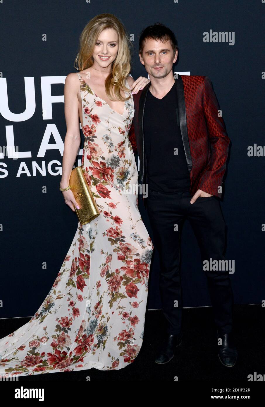 Elle Evans y Matt Bellamy asisten al espectáculo de Saint Laurent en el Hollywood Palladium el 10 de febrero de 2016 en los Angeles, CA, EE.UU. Foto de Lionel Hahn/ABACAPRESS.COM Foto de stock