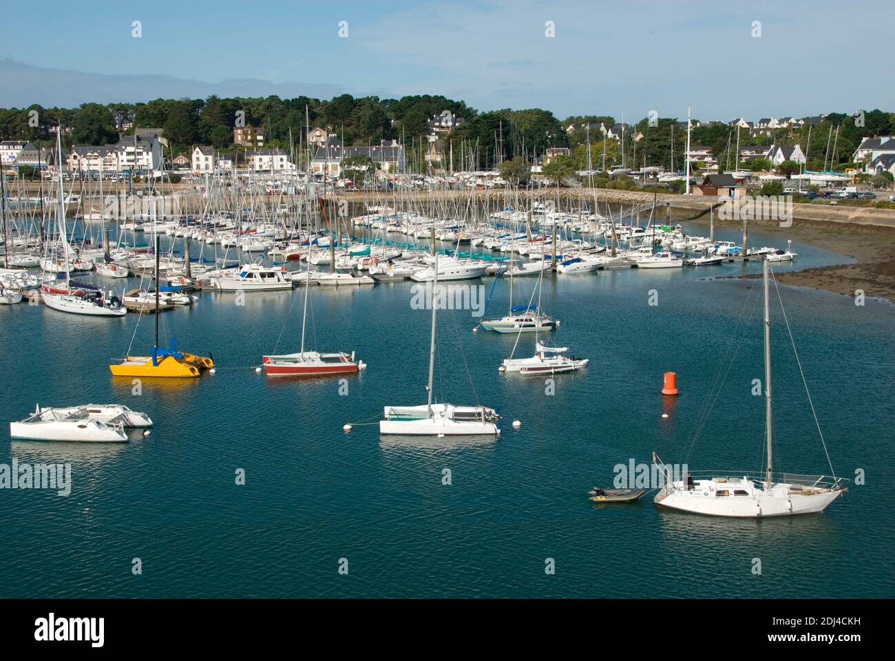 Frankreich, Bretagne, Morbihan, La TrinitÈ-sur-Mer, Hafen Foto de stock