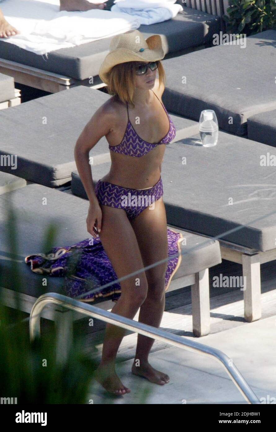 Beyonce knowles bikini fotografías e imágenes de alta resolución - Alamy