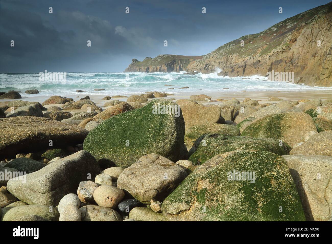 Whitesand Bay, Sennen Cove, Cornwall, Inglaterra, Reino Unido. Foto de stock