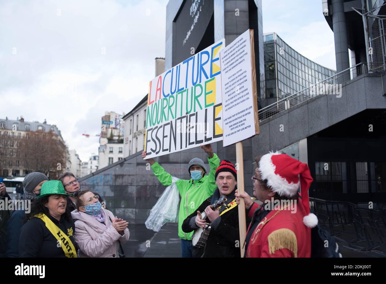 Palacio de la Bastille París : Manif pour la culture contre les restrictides liées au Covid-19 Foto de stock