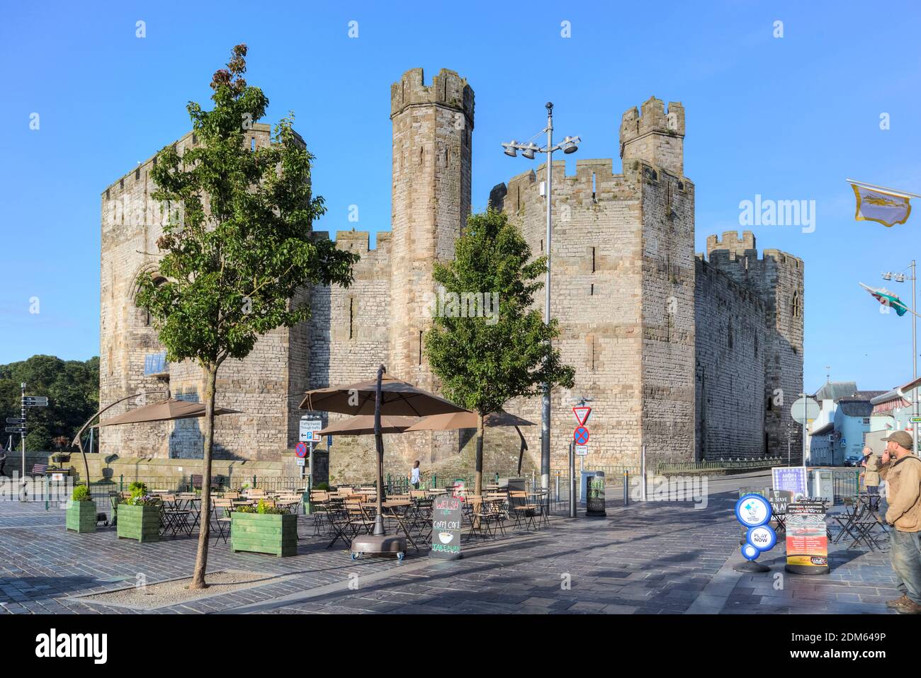 Castillo de Caernarfon, Caernarfon, Gwynedd, Gales, Reino Unido Foto de stock