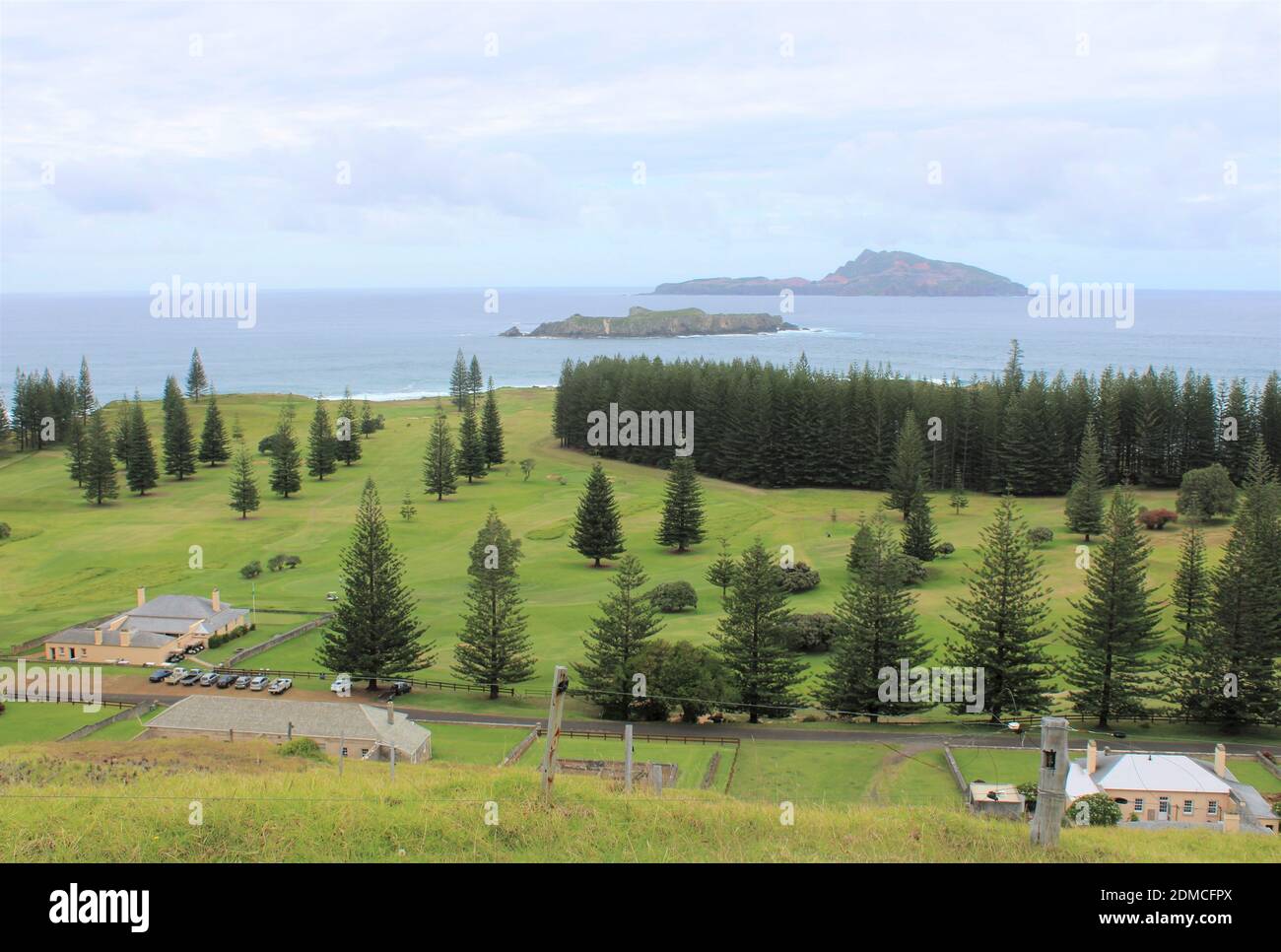 Isla Norfolk. La vista desde Queen Elizabeth Lookout. Zona del Patrimonio Mundial. Kingston & Arthur's Vale Historic Area. Endémica Norfolk Island Pines. Foto de stock