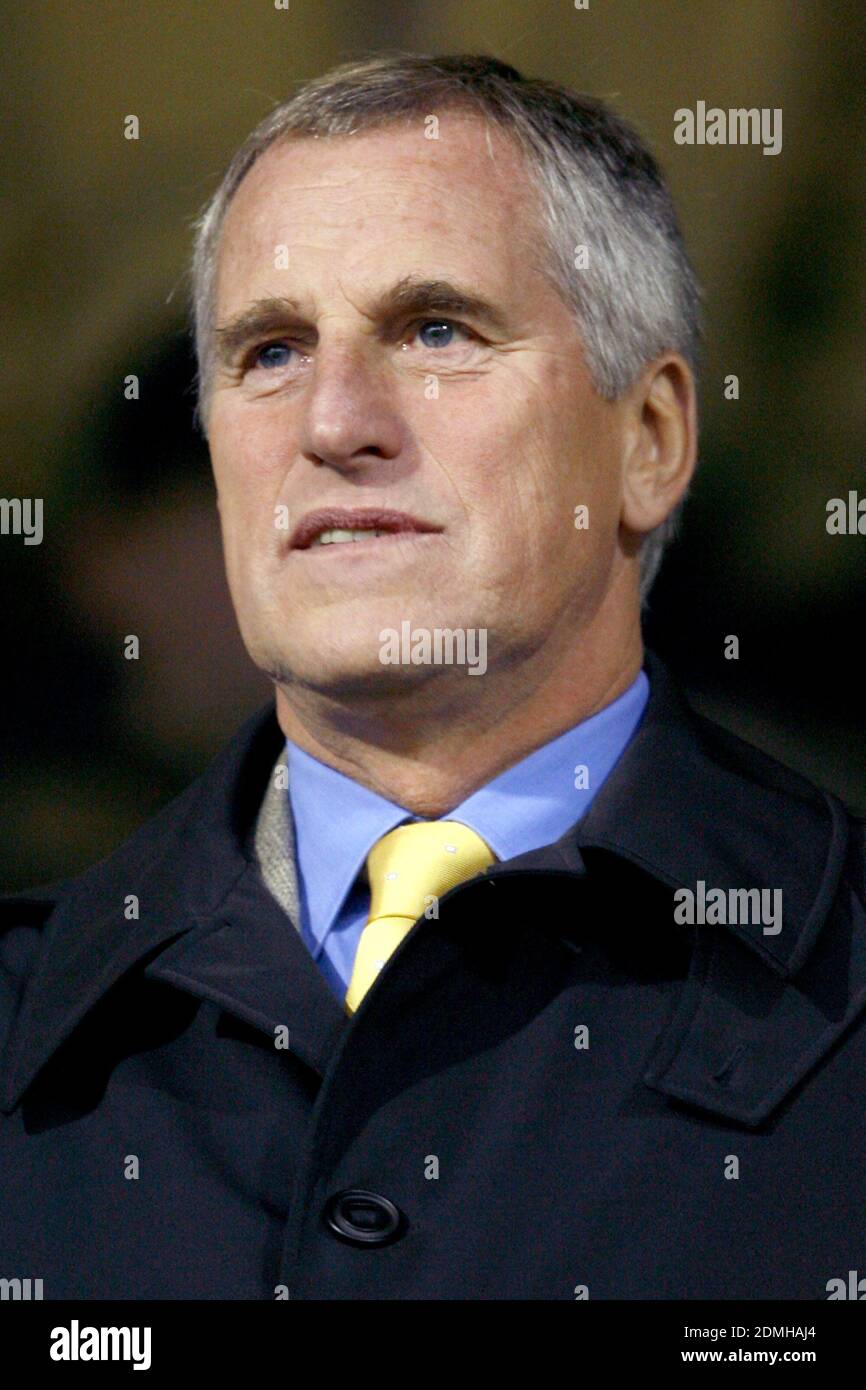 Foto del archivo fechada 06-01-2007 del entrenador de la línea de portería de Inglaterra Ray Clemence. Foto de stock