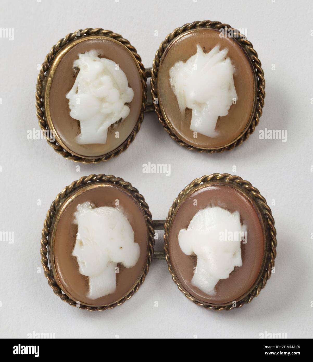 Platos Decorativos Blanco Fotografias E Imagenes De Alta Resolucion Alamy