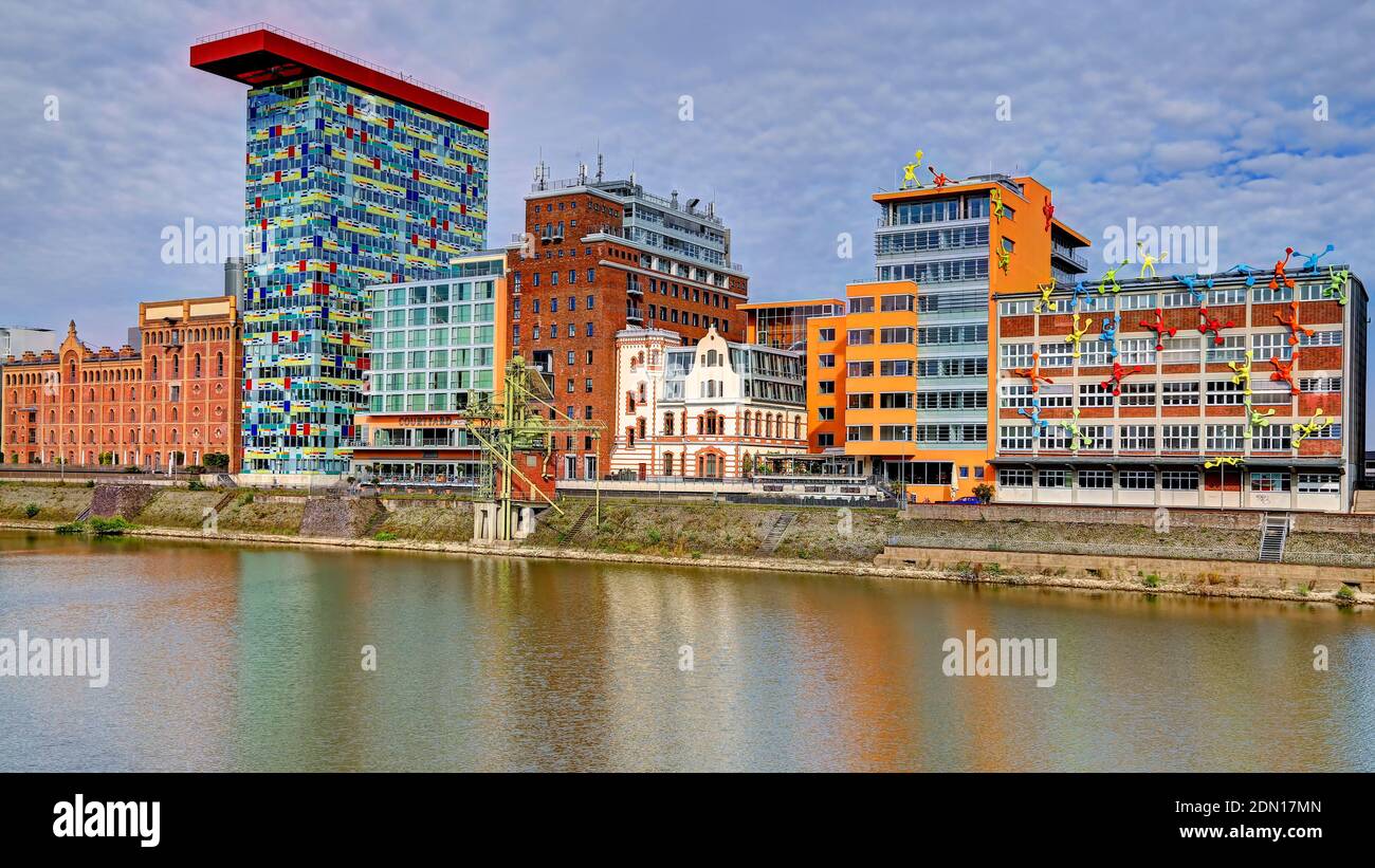 Düsseldorf-Hafen Media Harbor, Alemania Foto de stock