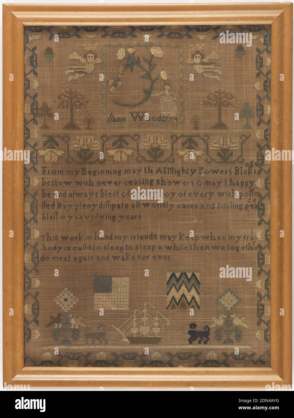 Sampler, Medio: Bordado de seda sobre la fundación de lino Técnica: Bordado en cruz, llama, y puntos de vista sobre la base de tejido liso, en el tercio superior, una figura femenina con gran aerosol de flores y la inscripción Ann Wood 1794, flanqueada por cupidos y árboles. En el medio, una vid floreciente cruza el borde y un verso. En el tercio inferior, motivos dispersos de naves, perros, trabajo de bargello, y flores, el versículo dice:, desde mi principio, que las bendiciones de poderes todopoderosos (sic), que nunca cesen mostrar que puedo ser feliz, ser y siempre más sangriento de toda alegría de cada deseo poseído, mayo pleny Foto de stock