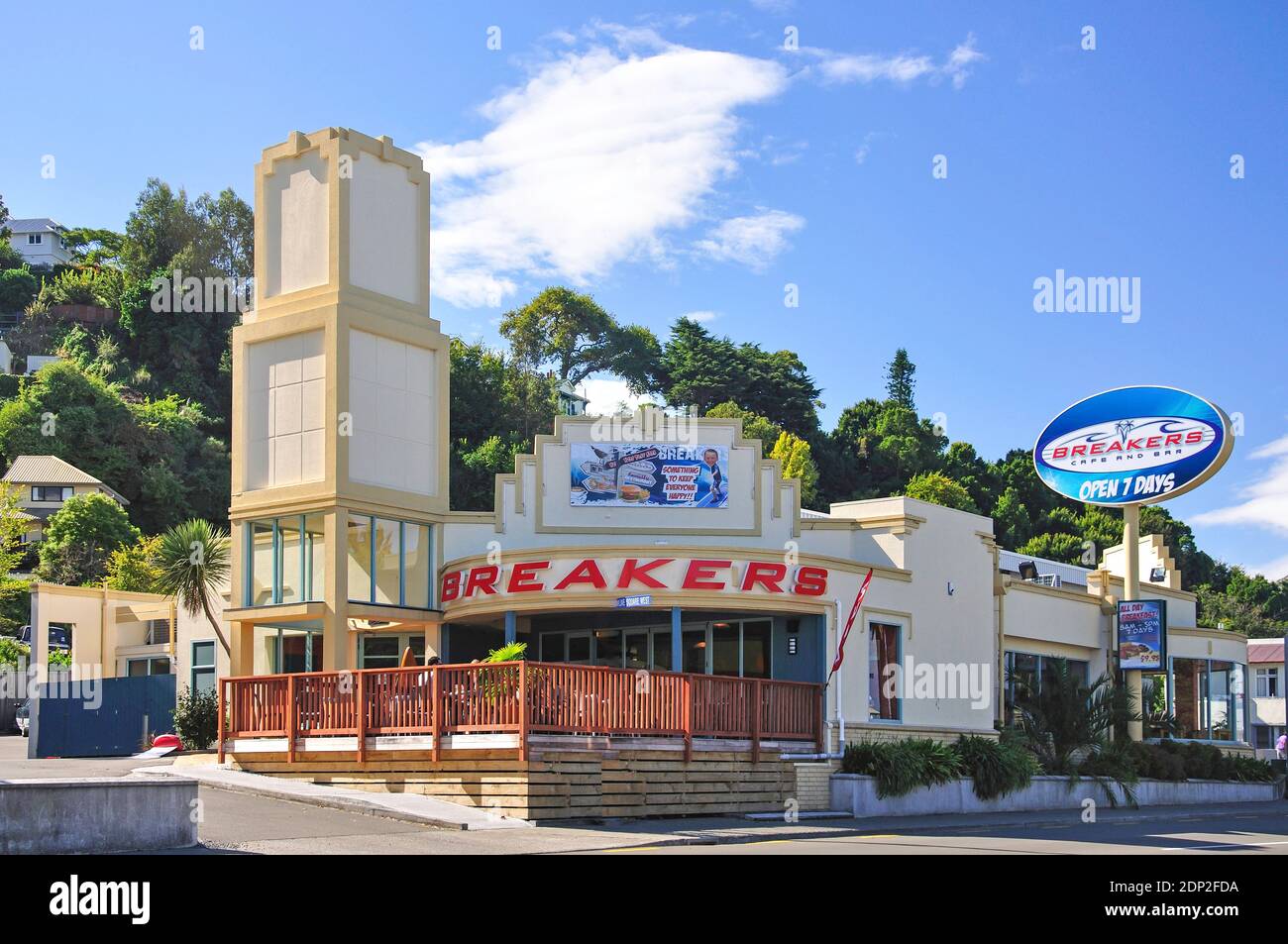 Restaurante Art Deco Style Breaker's, Tennyson Street, Napier, Hawke's Bay, North Island, Nueva Zelanda Foto de stock