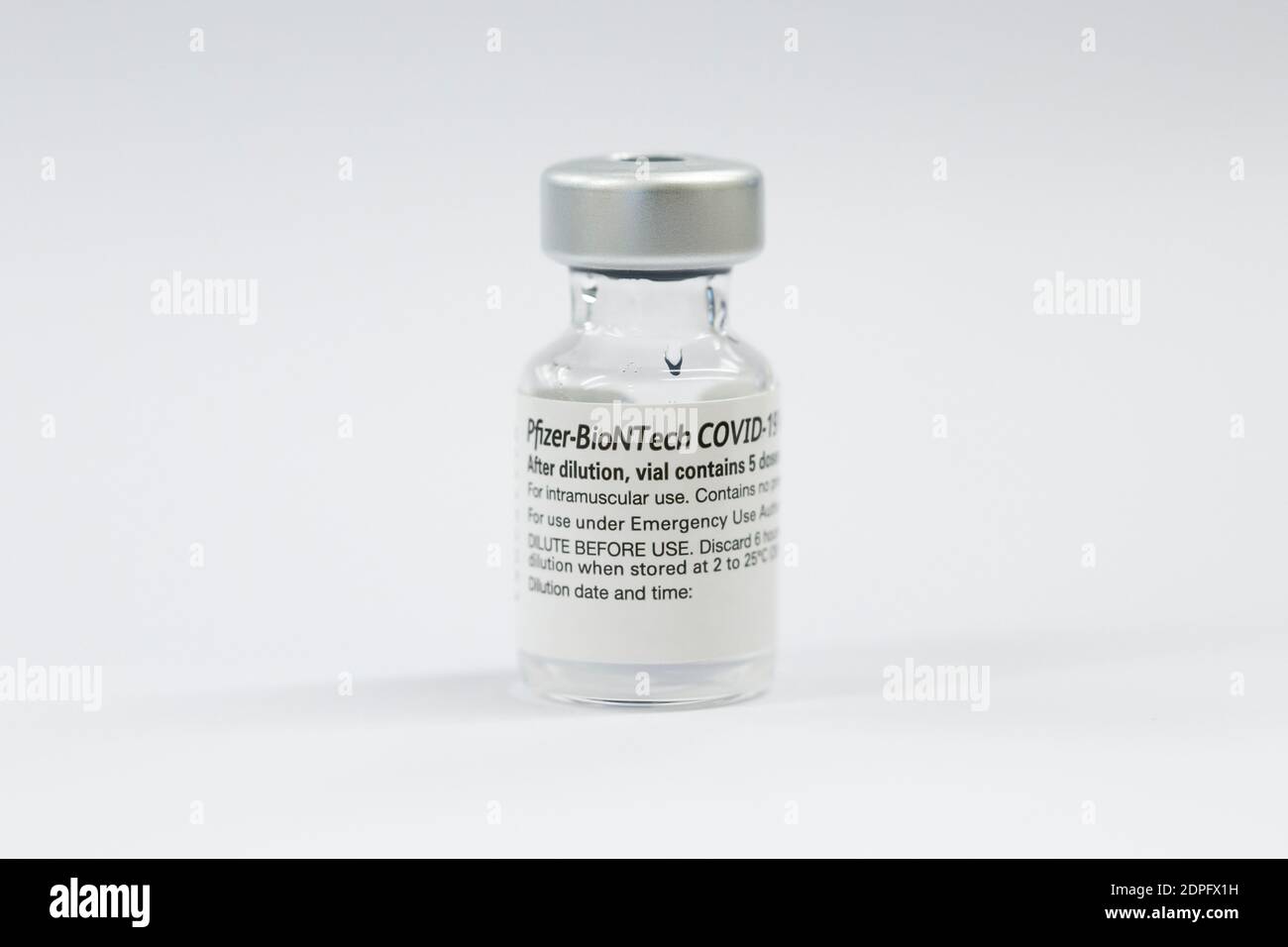 Vacuna Covid por Pfizer, tipo mrRNA, covid 19 Foto de stock