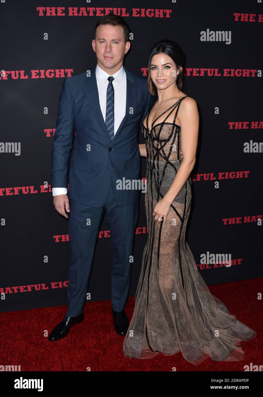 Channing Tatum y Jenna Dewan Tatum asisten al estreno de los ocho odiosos de la Weinstein Company en ArcLight Cinemas Cinerama Dome el 7 de diciembre de 2015 en los Ángeles, CA, EE.UU. Foto de Lionel Hahn/ABACAPRESS.COM Foto de stock