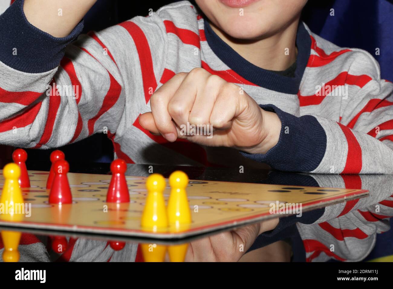 Mensch Argere Dich Nicht Fotos e Imágenes de stock - Alamy