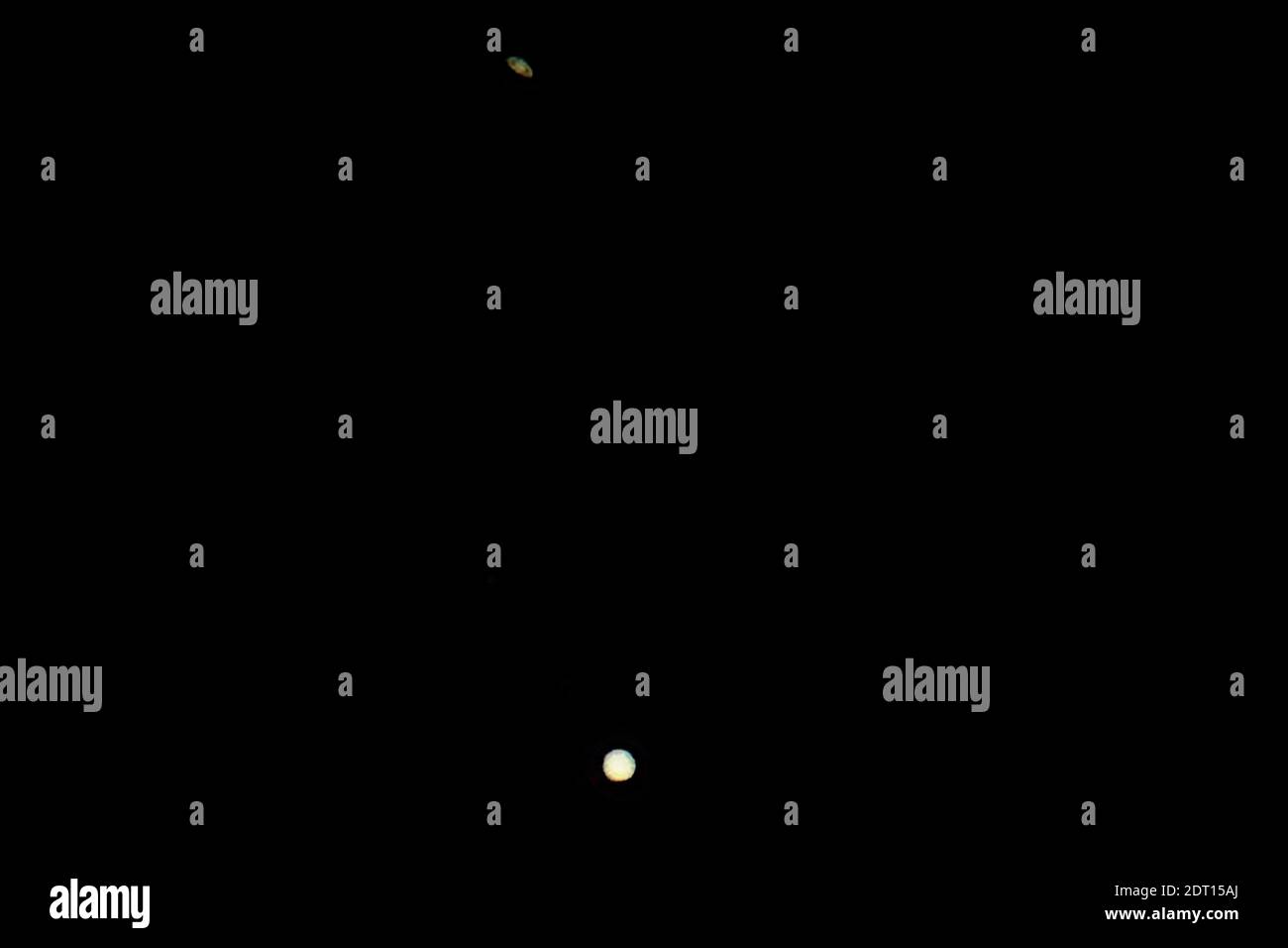 Conjunción de los planetas Júpiter y Saturno Foto de stock