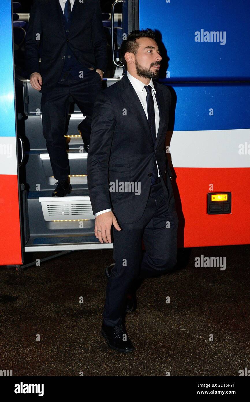 Ezequiel Lavezzi llega a la Cena de Gala para la fundación PSG celebrada en  le Pre Catelan en París, Francia el 28 de enero de 2014. Foto de Nicolas  Briquet/ABACAPRESS.COM Fotografía de
