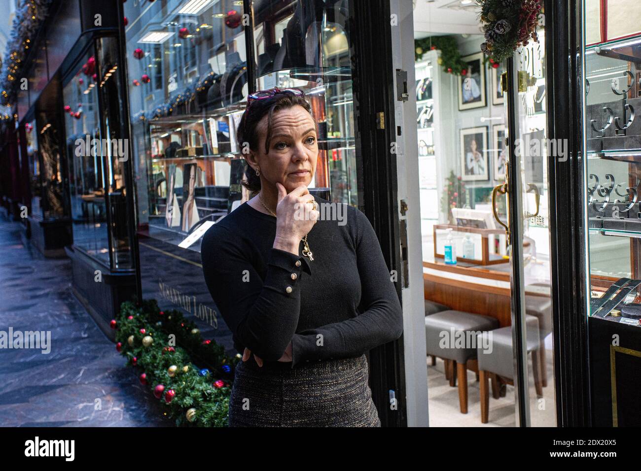 Gran Bretaña /Londres /Susannah Lovis Jewelers Burlington Arcade en Londres el 23 de diciembre de 2020. Foto de stock
