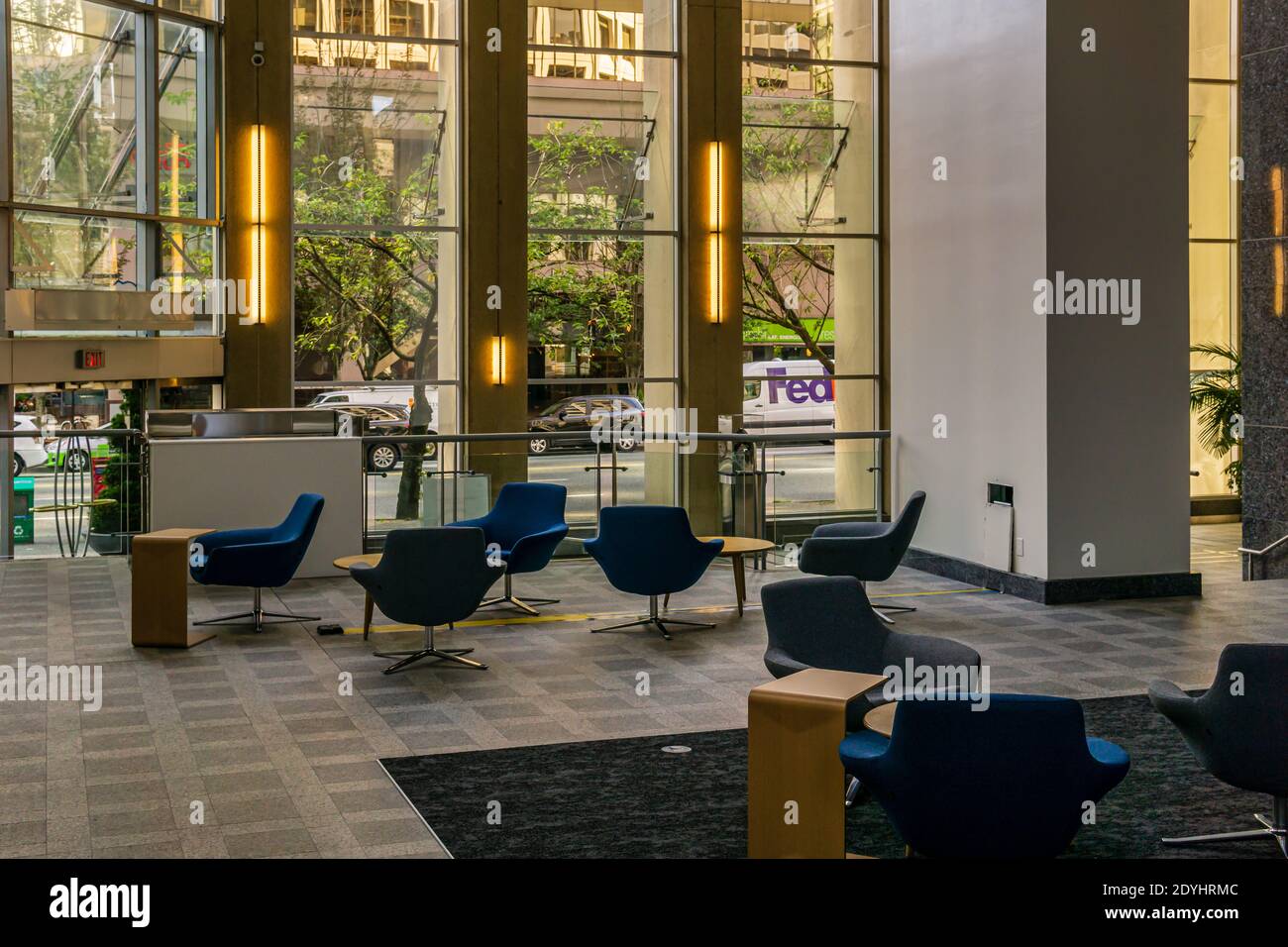 Sala de espera del lobby fotografías e imágenes de alta resolución - Alamy